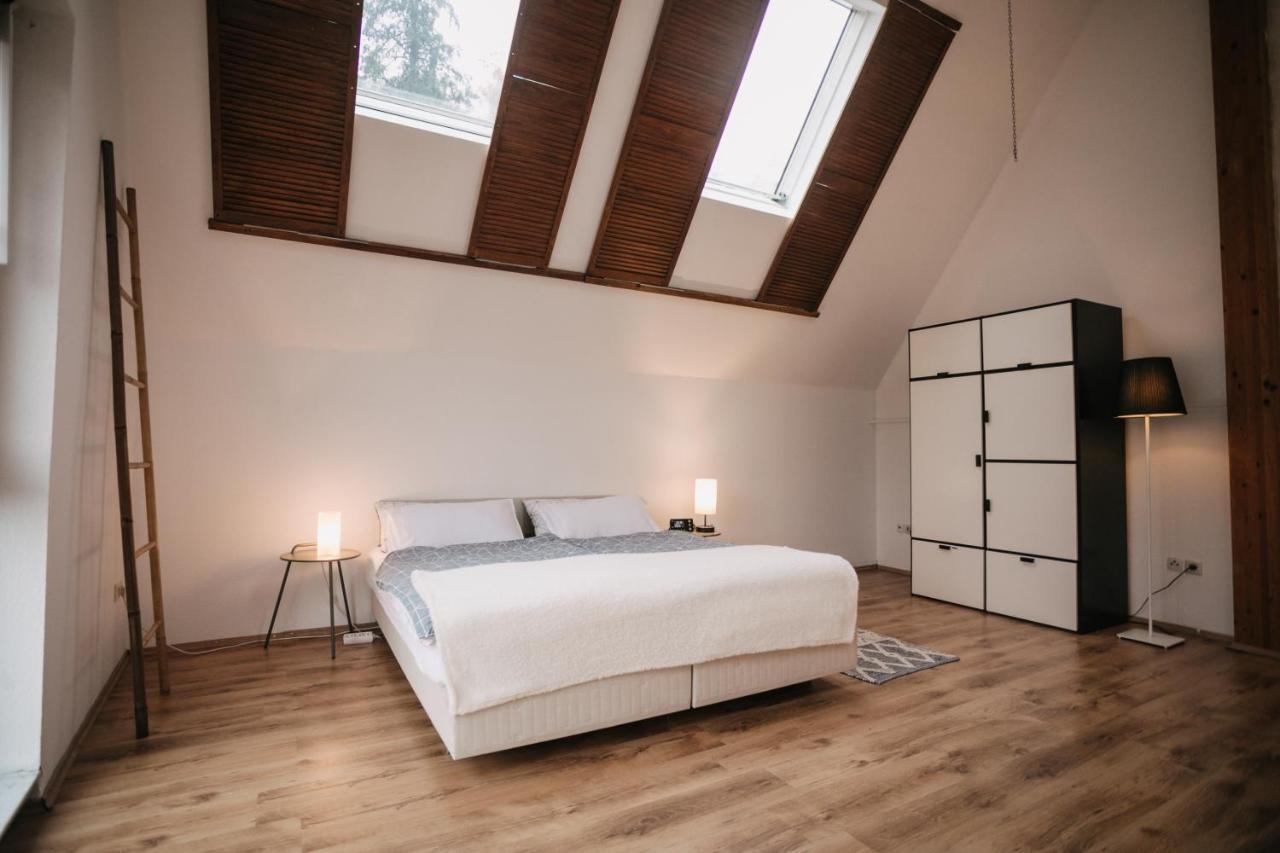Eigenes Maisonettehaus In Idyllischer Lage Mit Balkon, Nahe Messe, 24H Self-Check In, Gratis Parken Schwabach Exteriér fotografie