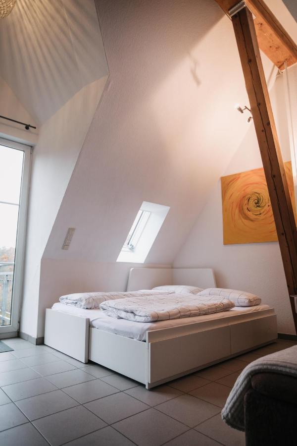 Eigenes Maisonettehaus In Idyllischer Lage Mit Balkon, Nahe Messe, 24H Self-Check In, Gratis Parken Schwabach Exteriér fotografie